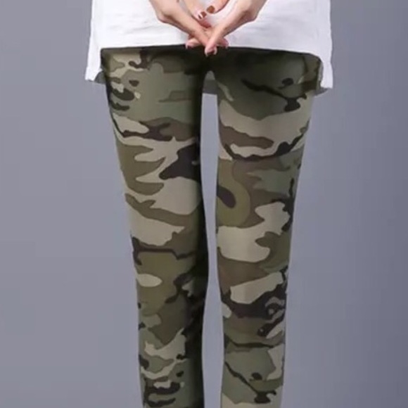 New Amazing Camouflage Leggings - Picture 5 of 5